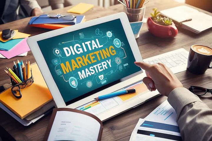 A Guide to Digital Marketing for Small Businesses: Learn Concepts, Tips, and Key Knowledge