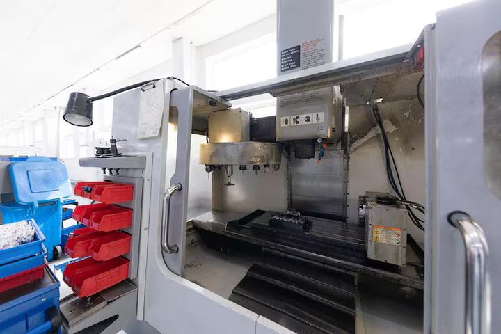 CNC Metal Cutting Machines: A Complete Guide to Basics, Functions, and Key Insights
